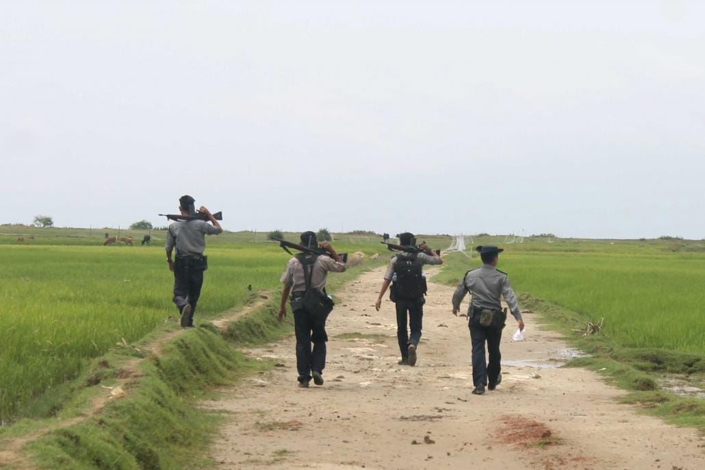 Some police officers seen providing security in Maungdaw region last week. (Image: Nyan Hlaing Lin/2017)