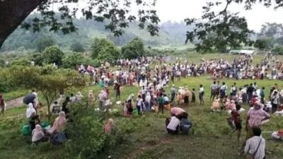 Rohingya forcibly evicted by AA after it burnt down Buthidaung Township on 17th May,2024 (Image: Social Media)