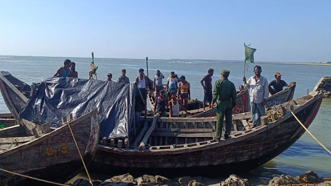 Arakan Militias Detain Six Bangladeshi Fishermen for Illegal Fishing in Arakan State Waters